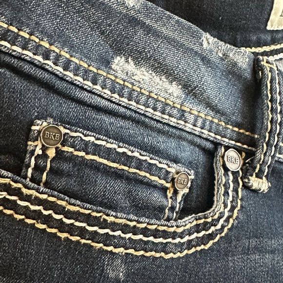 BKE Sabrina Bermuda Denim Shorts - Picture 9 of 14